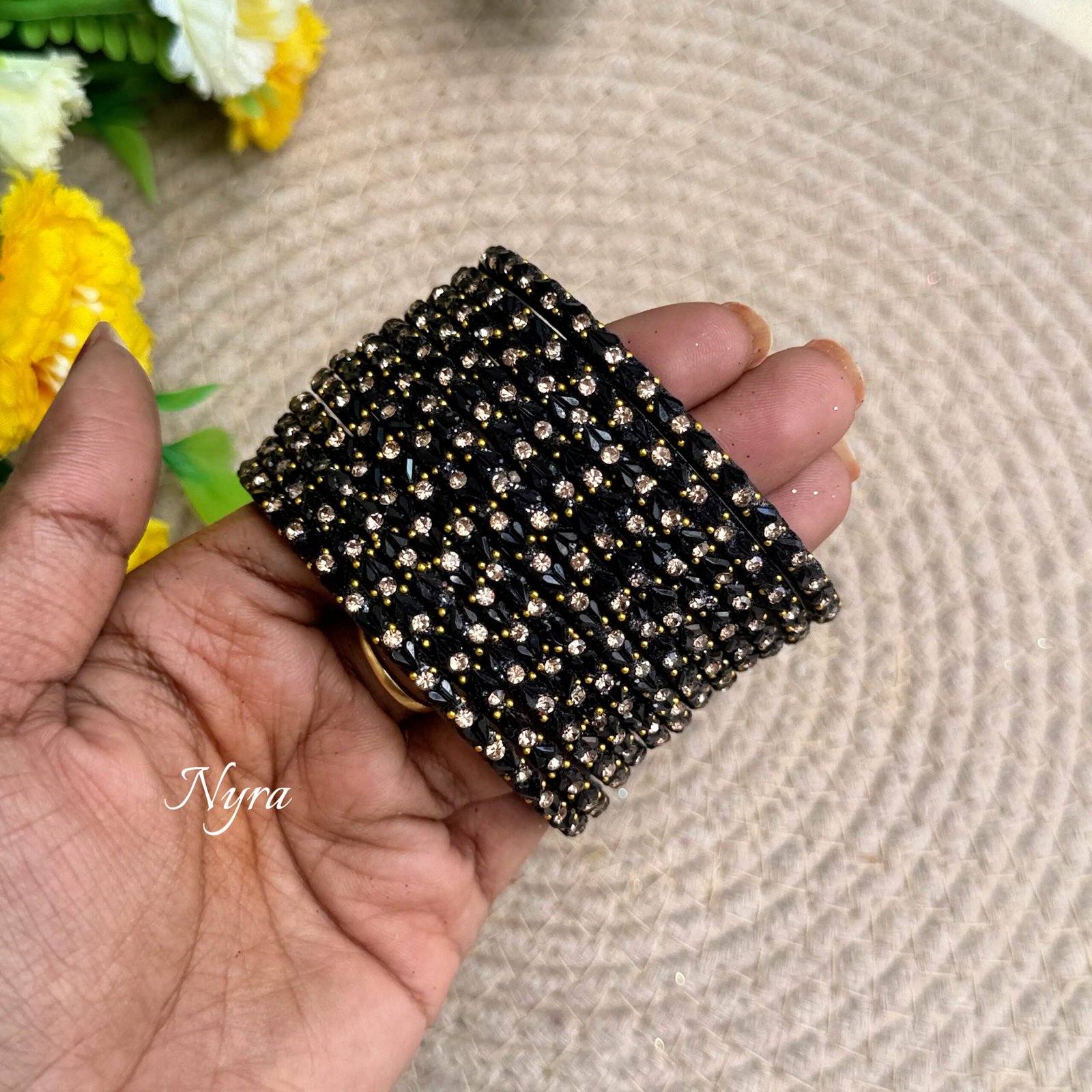 Hridaya Model – Black