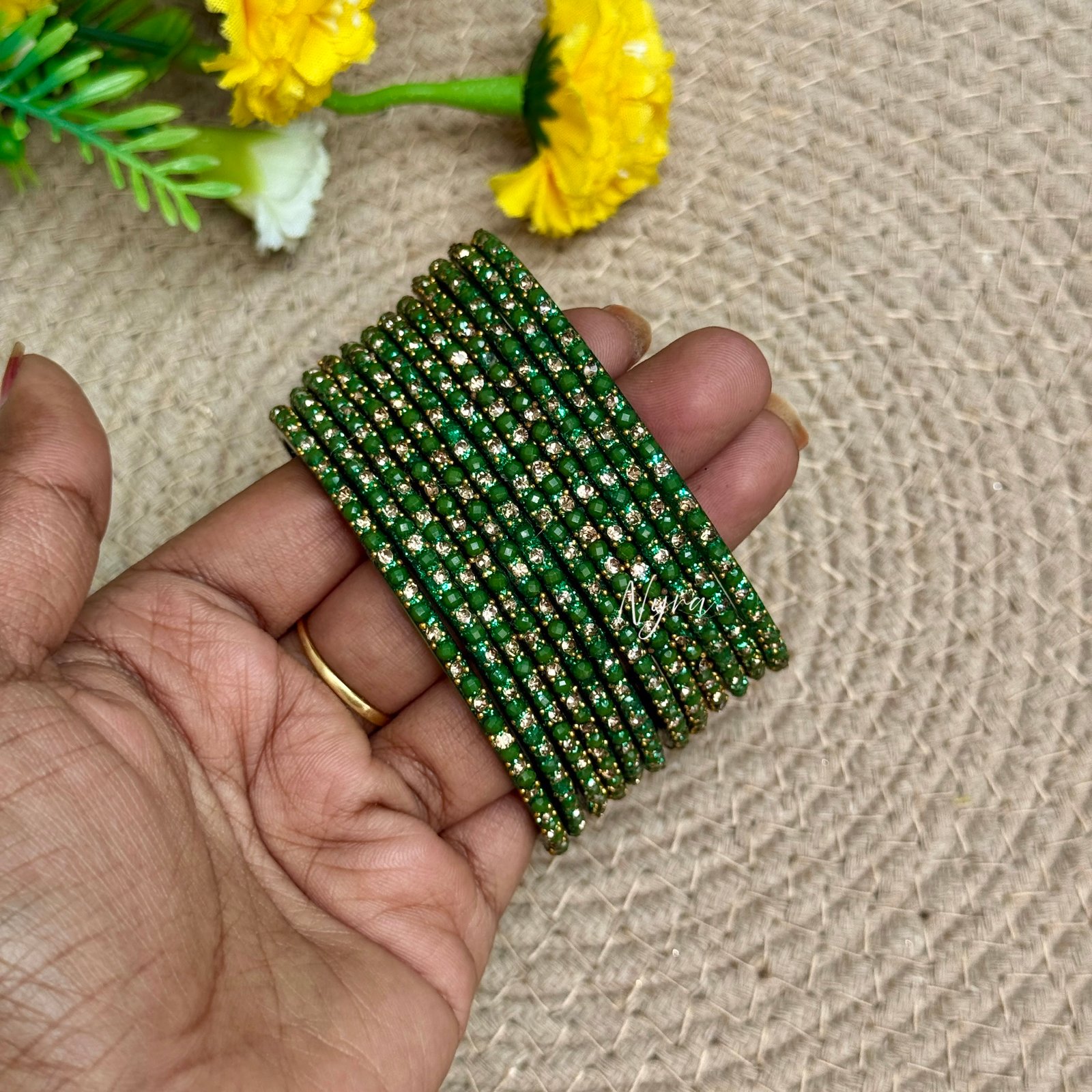 Aisha Model - Dark Green