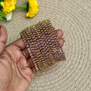 Mayil Model - Lavender