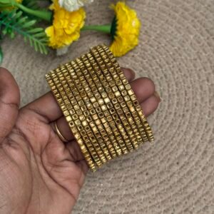 Border Glass Bangles - Gold kundan