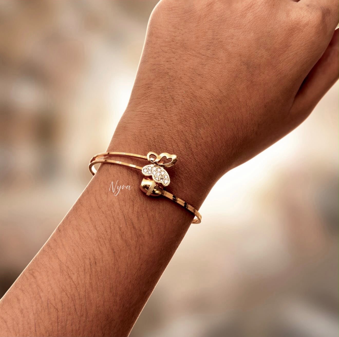 Elegant Butterfly white Crystal Gold-Tone Adjustable Bracelet