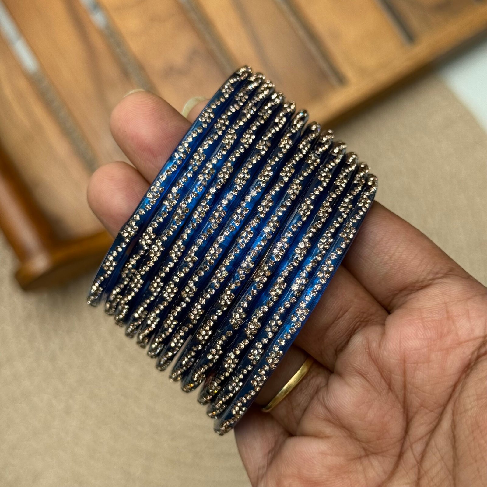 Nadhi Model - Firozi blue