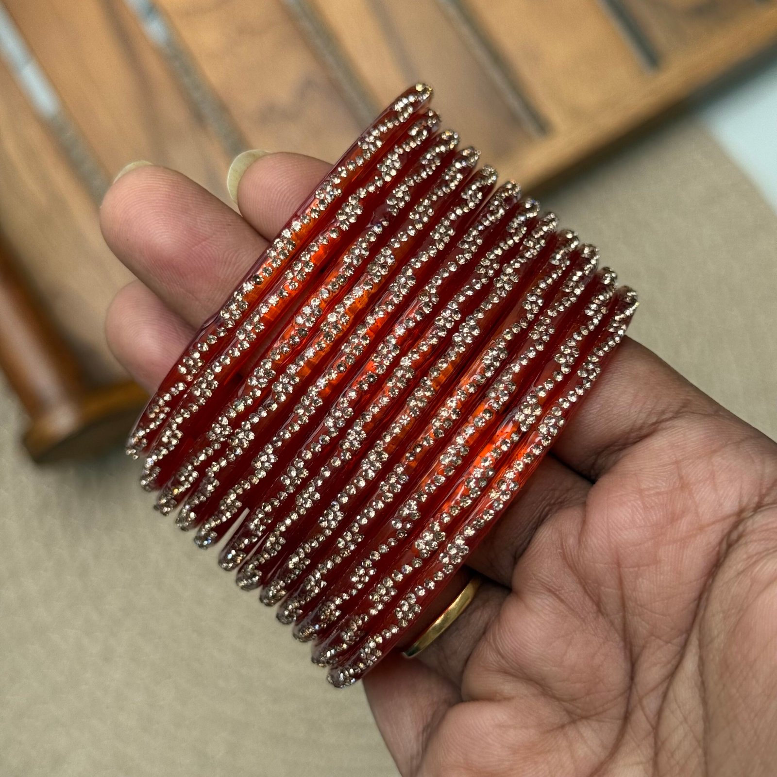 Nadhi Model - Orange