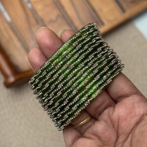Nadhi Model - Light Green