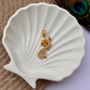 Vel Mayil white stoned pendant 🦚🙏🏼