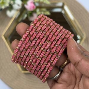 Iniya Model - Onion Pink