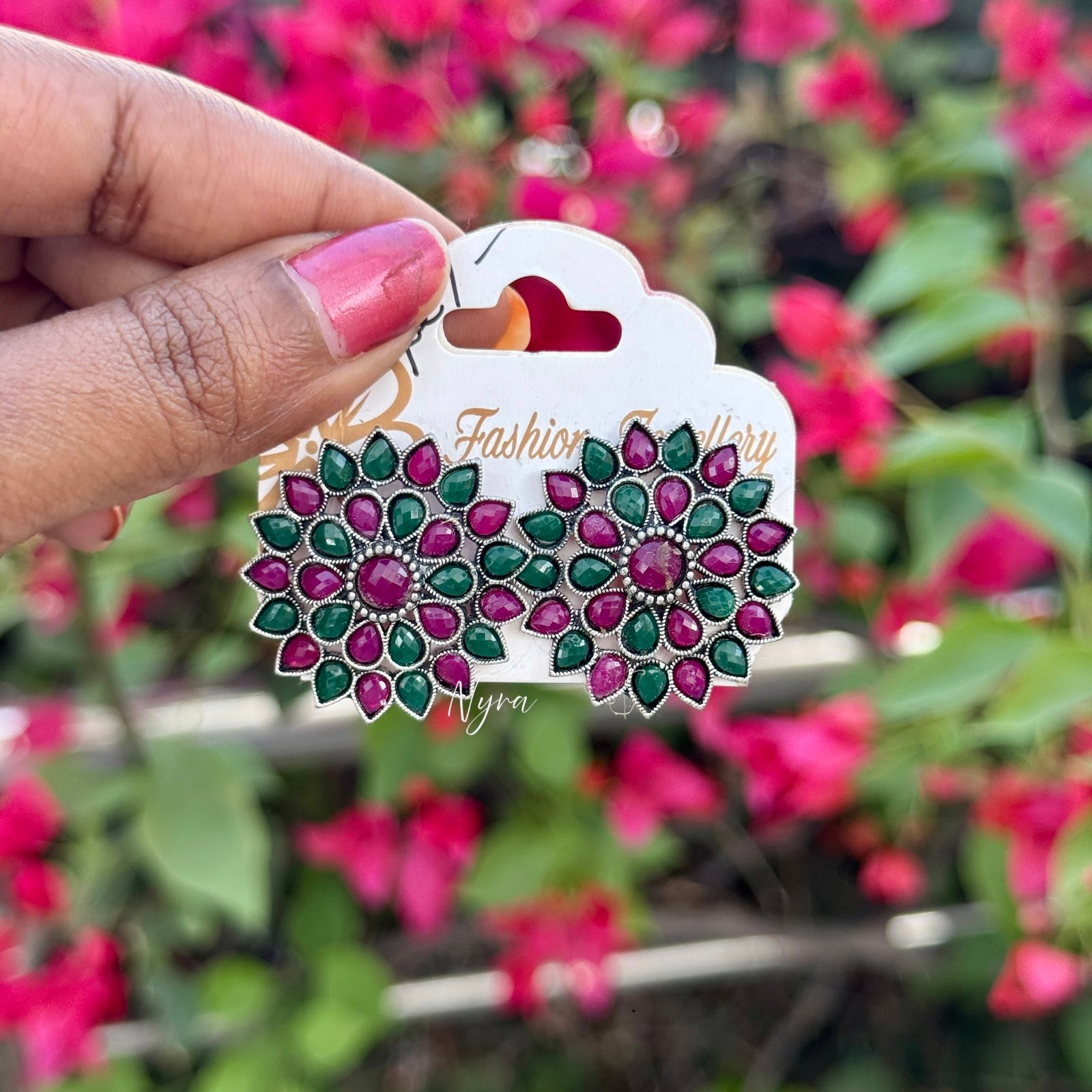 Flower aesthetic stud - Image 2