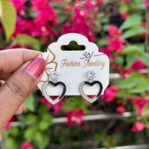 Black and white heart earring